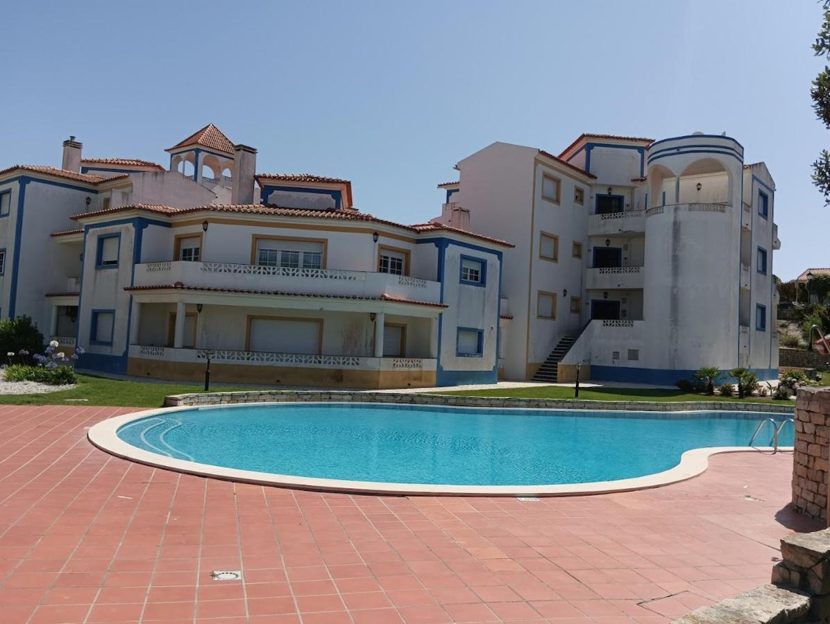 Apartamento Em D'El Rey-Obidos Beach & Surf Amoreira  Kültér fotó